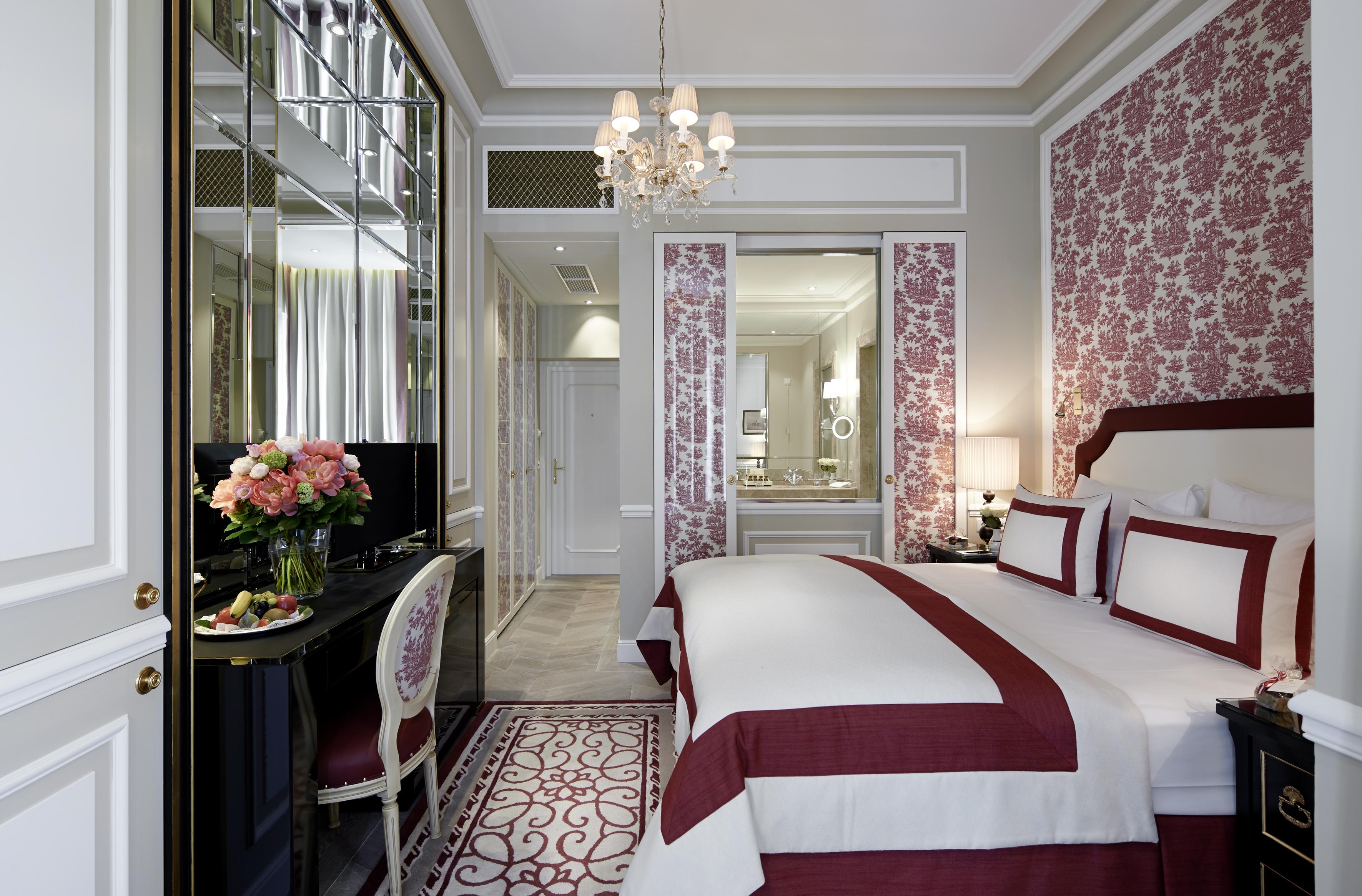 Hotel Sacher Salzburg Exterior foto A suite at the Mandarin Oriental, Paris